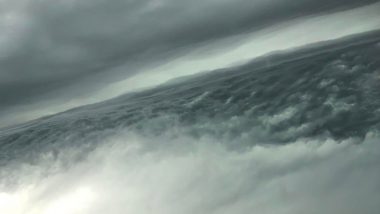 Unbelievable Viral Photo of Clouds That Look Like Crashing Ocean Waves Creates Mind-Bending Illusion; Internet Amazed!